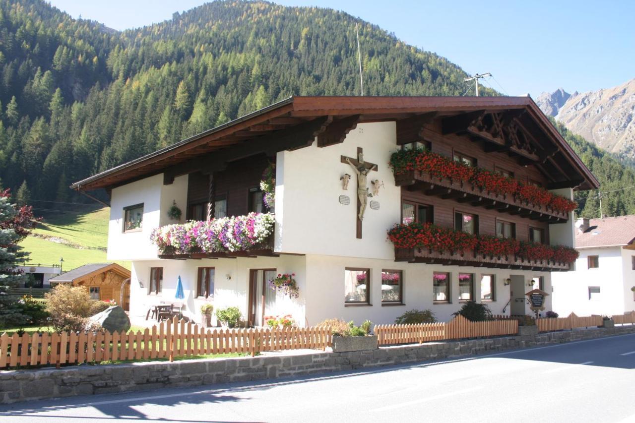 Gastehaus Schranz Hotel Sankt Leonhard im Pitztal Exterior foto